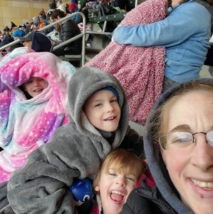 Meet your Posher, Angelea